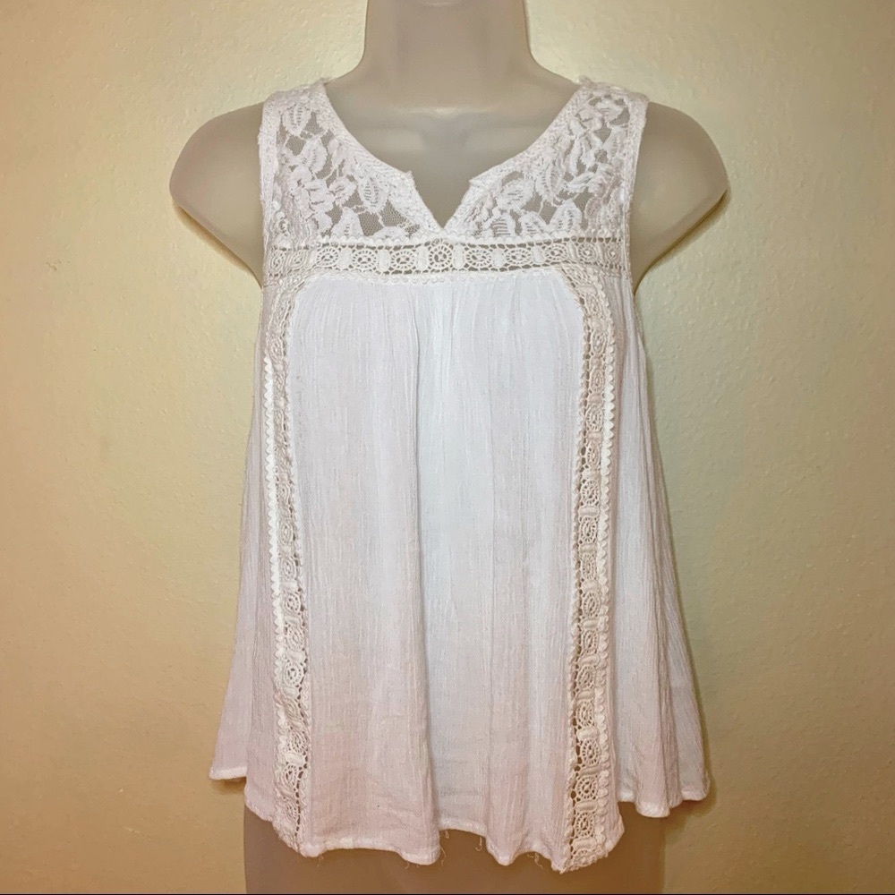 Acemi - Sleeveless Boho Tunic Top w/ Lace and Embroidered Trim & Accents - Sz. S